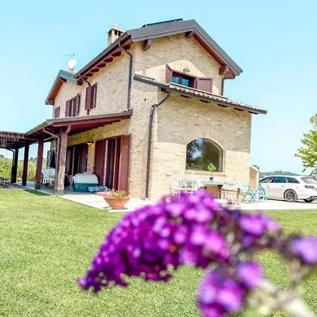 Villa Un A Parte Monsampolo Del Tronto